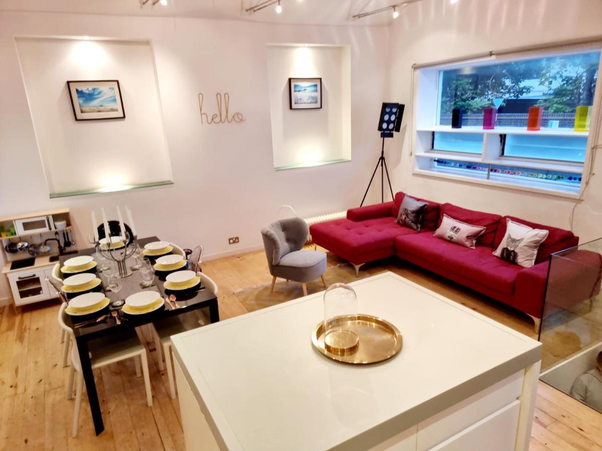 Quirky Seaside Family Cottage Walk To The Waves! Brighton Exterior photo