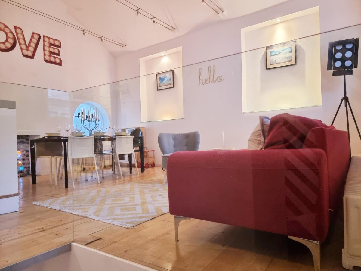 Quirky Seaside Family Cottage Walk To The Waves! Brighton Exterior photo