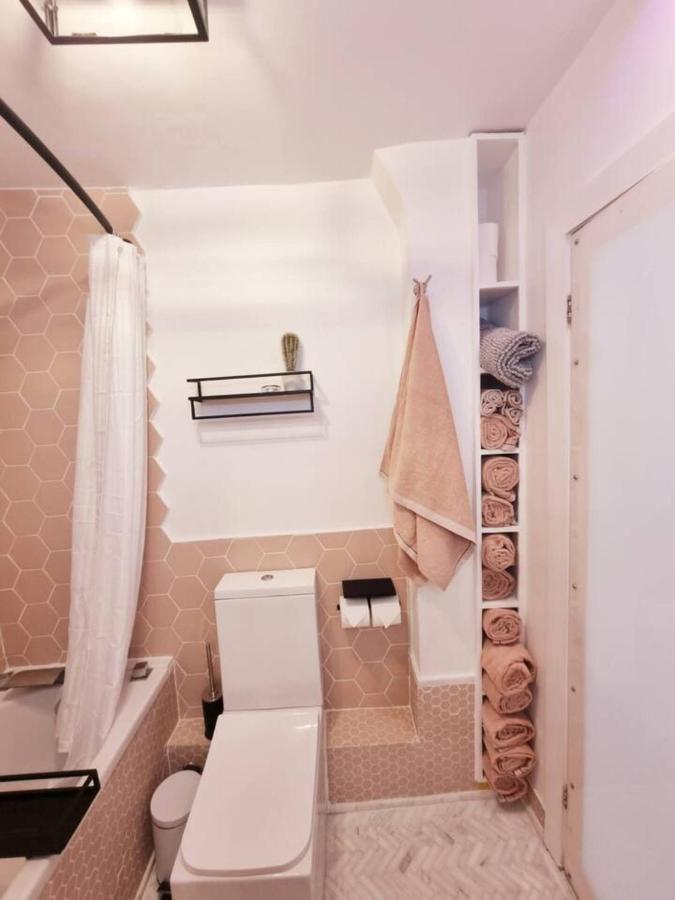 Quirky Seaside Family Cottage Walk To The Waves! Brighton Exterior photo